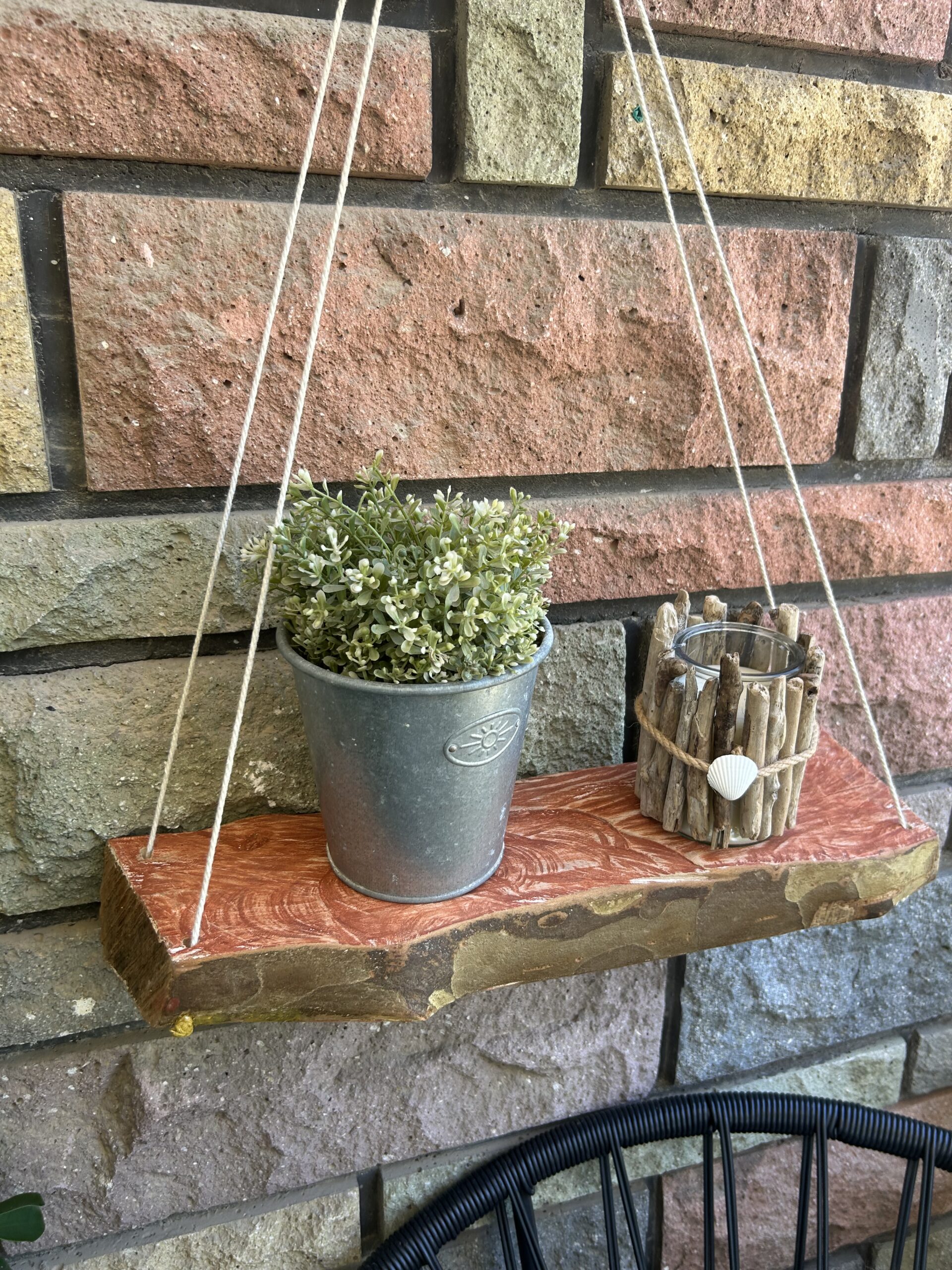 Étagère rustique en bois massif au style naturel