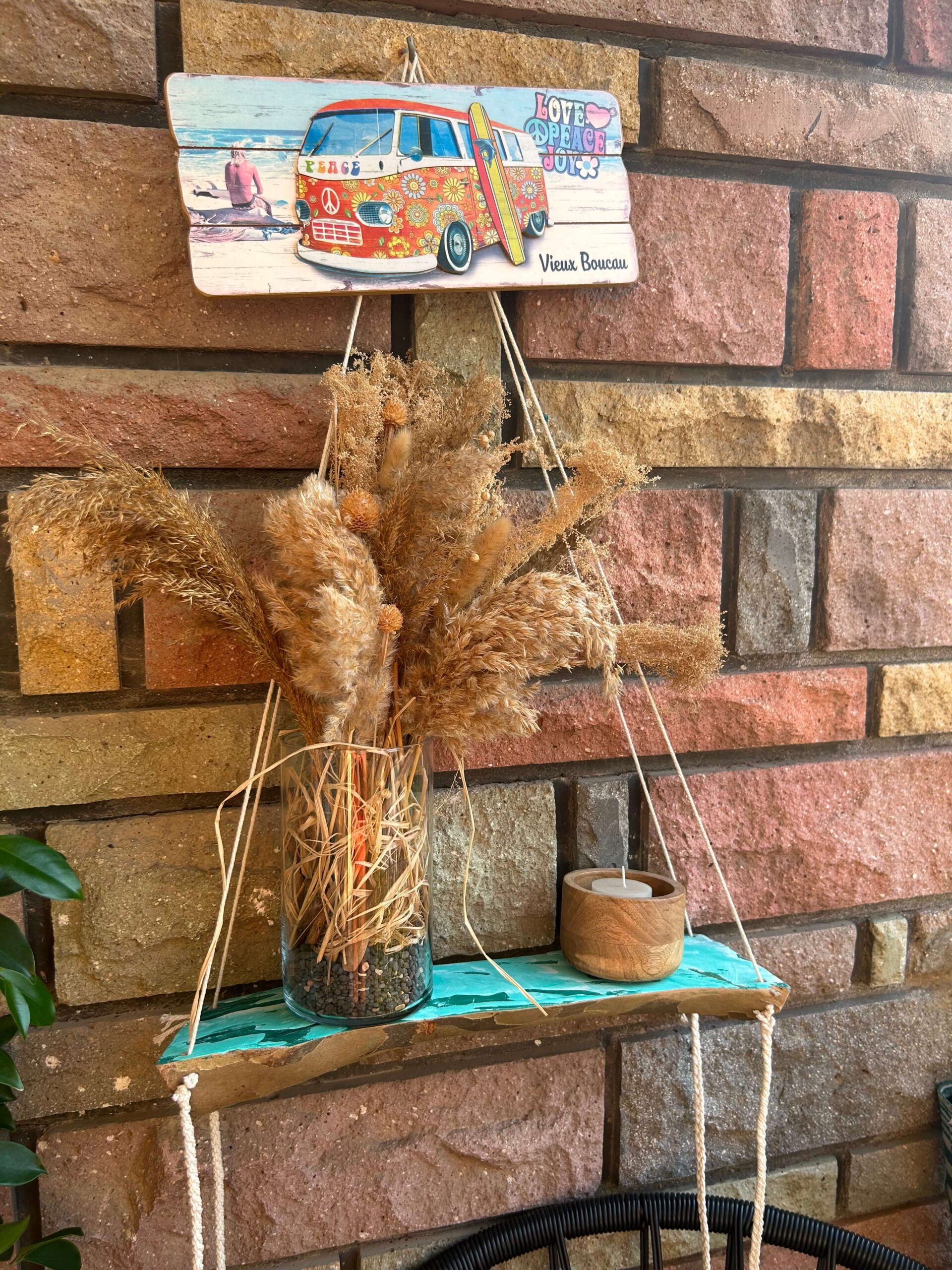 Étagère artisanale en bois peint, personnalisée sur demande, idéale pour une décoration bord de mer.